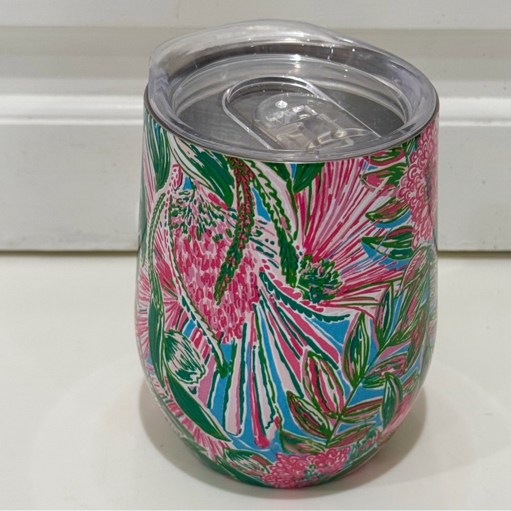 Lilly Pulitzer Comin’ In Hot 12 Oz Stemless Insulated Tumbler - Picture 4 of 10
